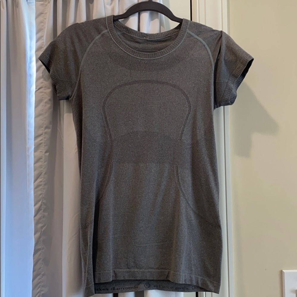 lululemon swiftly tech grey shirt